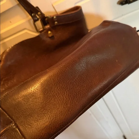 IL Bisonte Italian Leather Tote Bag